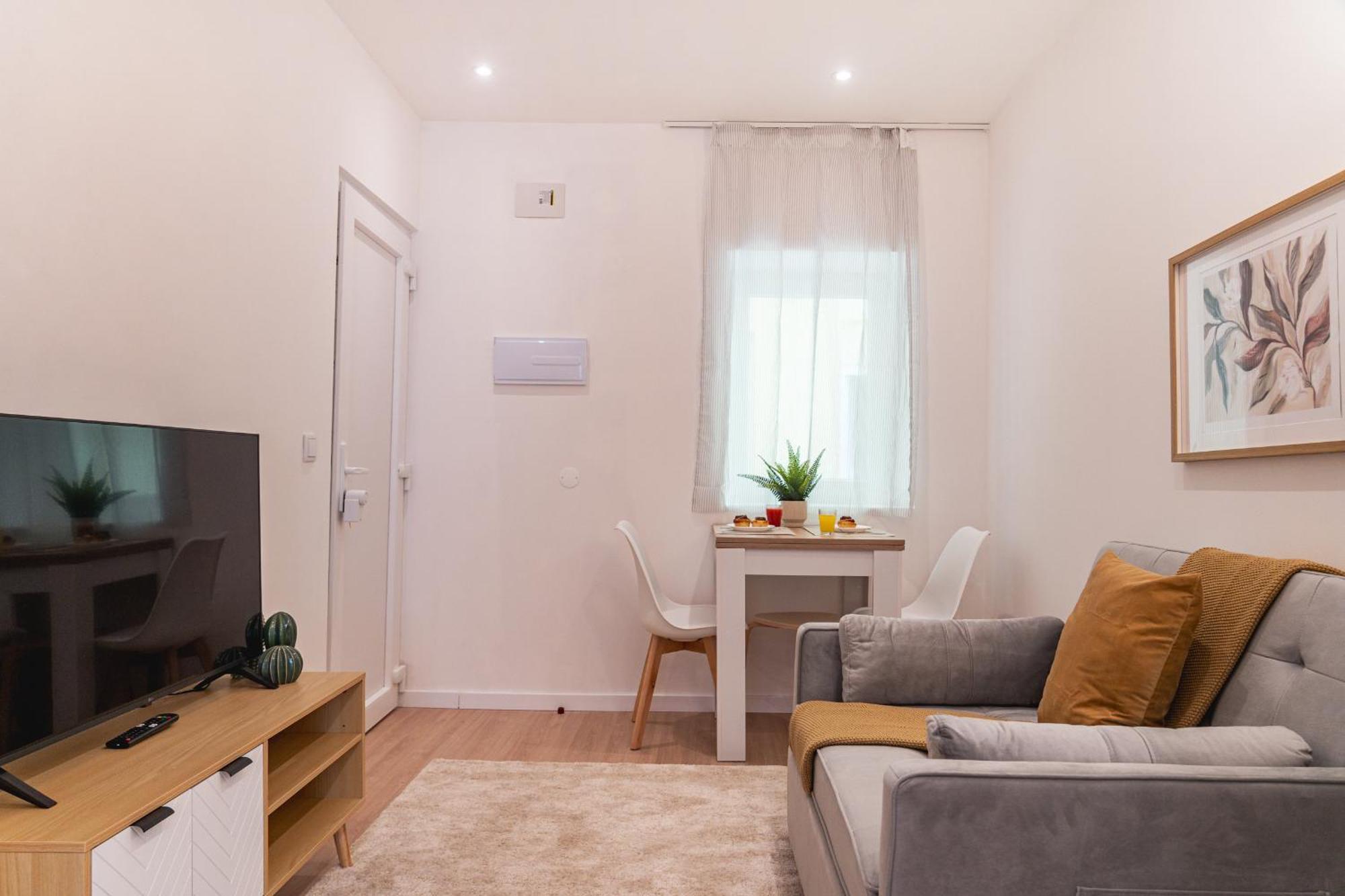 Yellow Charm - Campolide Apartment Lissabon